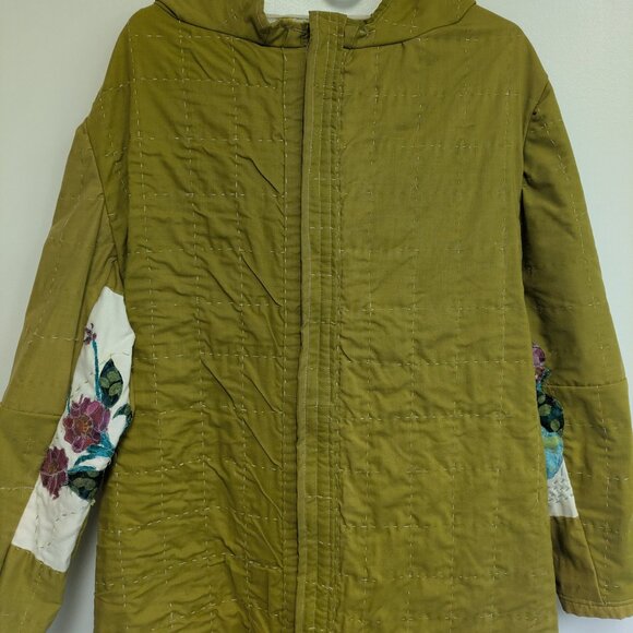Handmade Olive Quilt Jacket | Floral Collage & Embroidery | One of a Kind Sz M/L - Picture 3 of 16